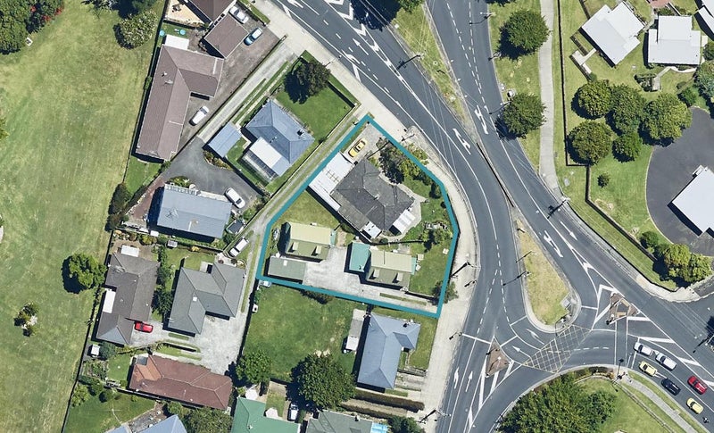 92A Otumoetai Road, Brookfield, Tauranga - Carousel 1