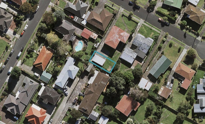 1E Wilmshurst Avenue, Papatoetoe, Auckland - Carousel 1