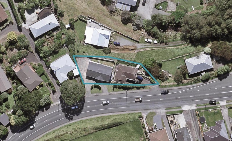 2/74 South Road, Blagdon, New Plymouth - Carousel 1