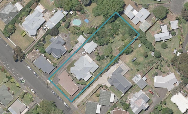 10A Caius Avenue, Gonville, Whanganui - Carousel 1