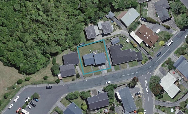 68 Truscott Avenue, Johnsonville, Wellington - Carousel 1