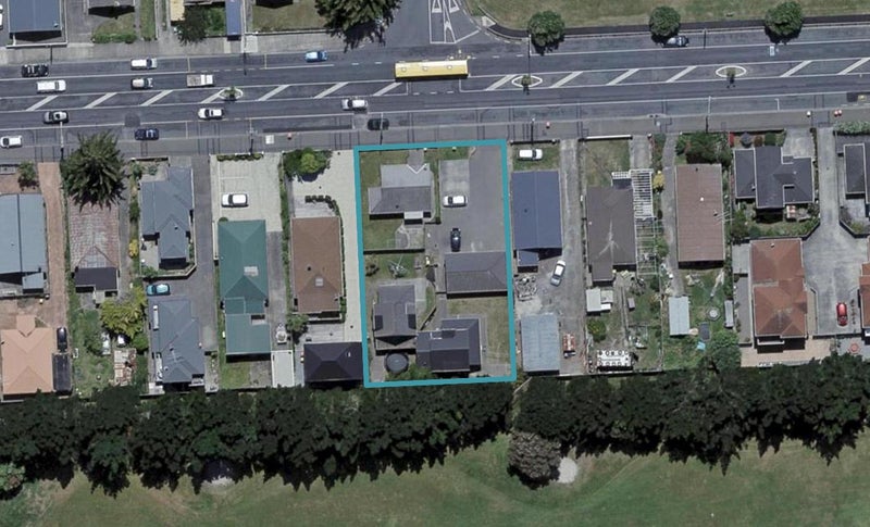 2/428 Broadway, Miramar, Wellington - Carousel 1