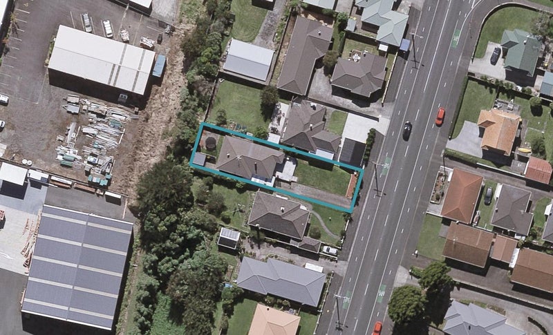 144 Tukapa Street, Westown, New Plymouth - Carousel 1