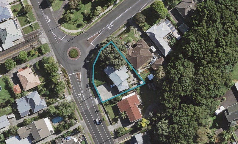 33 Hill Road, Hillpark, Auckland - Carousel 1