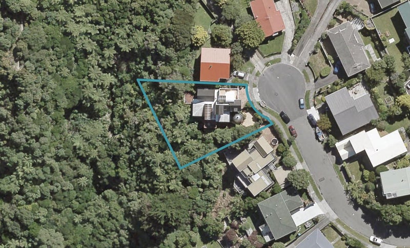 5 Hibiscus Grove, Maungaraki, Lower Hutt - Carousel 1