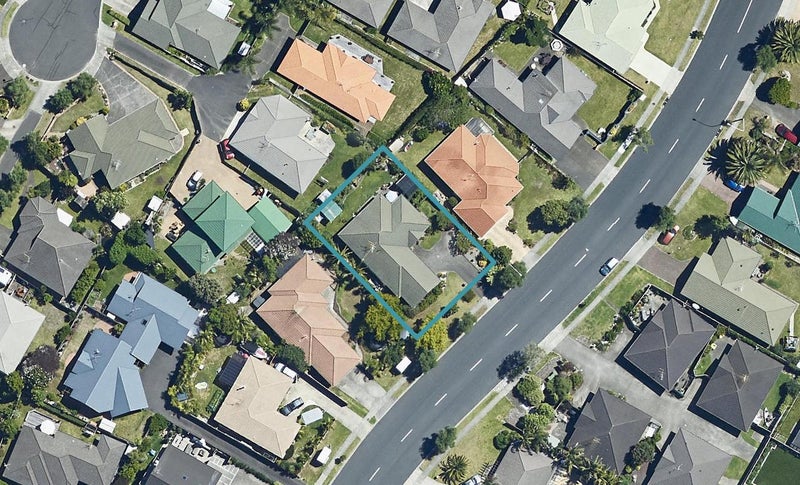 22 Sandhurst Drive, Papamoa Beach, Papamoa - Carousel 1