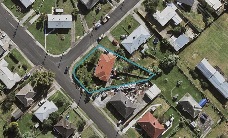 33 Ashton Avenue, Otara, Auckland - Carousel 1