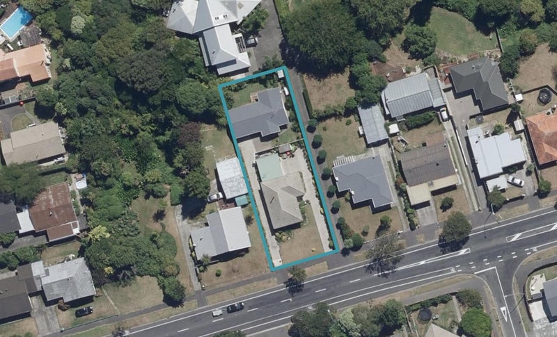 127 Clarkin Road, Fairfield, Hamilton - Carousel 1