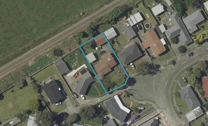 27 Sutherland Crescent, Westbrook, Palmerston North - Carousel 1