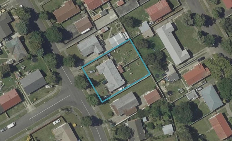 12 Monowai Place, Westbrook, Palmerston North - Carousel 1