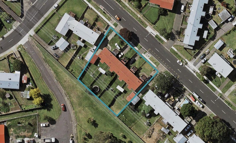 251 Bairds Road, Ōtara, Auckland - Carousel 1