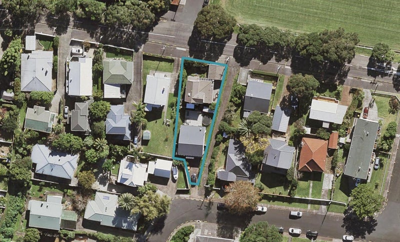 2/27 Stafford Rd, Northcote Point, North Shore City - Carousel 1