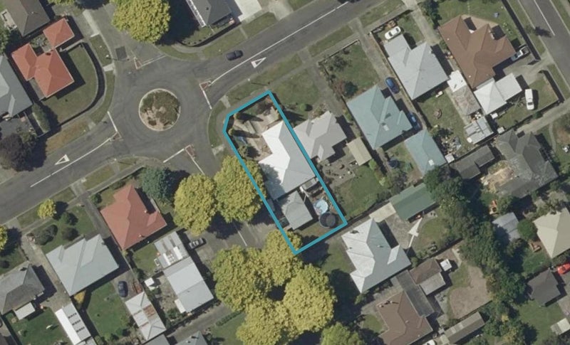 30 Liverpool Street, Takaro, Palmerston North - Carousel 1