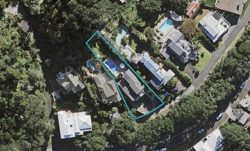 6 Hinemoa Terrace, Birkenhead, Auckland - Carousel 1