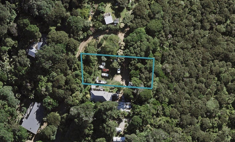 56 Victoria Road South, Onetangi, Waiheke Island - Carousel 1