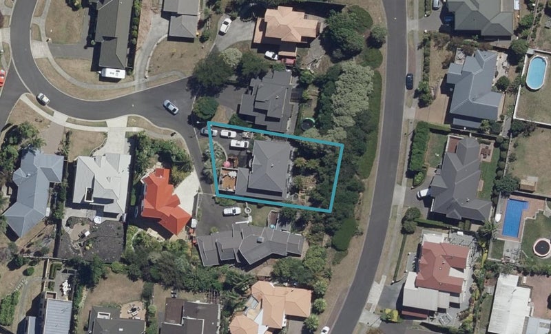 36 West Ridge Drive, Western Heights, Hamilton - Carousel 1