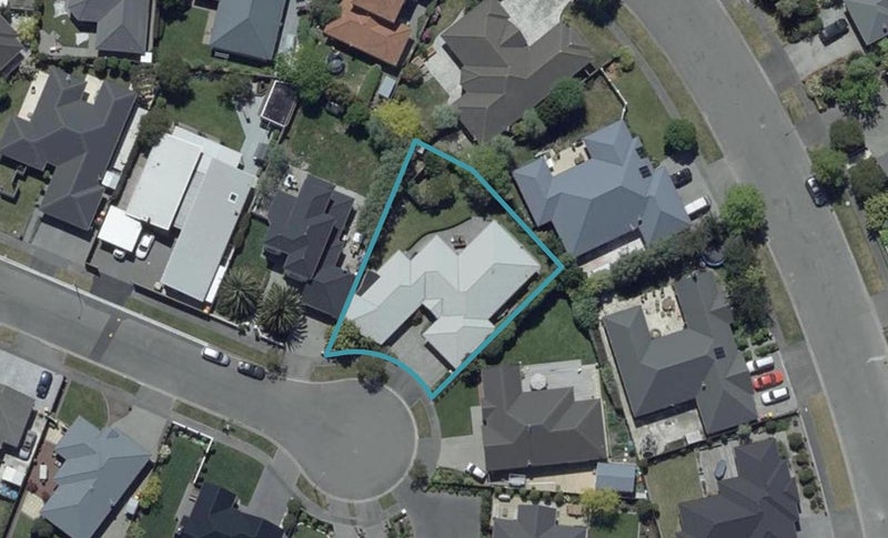 11 Saint Keverne Close, Burwood, Christchurch - Carousel 1