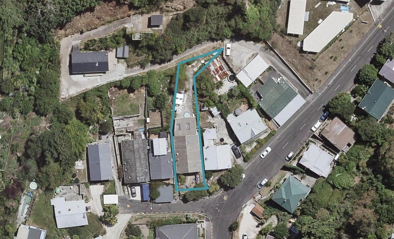 1 Smale Terrace, Hospital Hill, Napier - Carousel 1