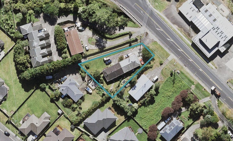 2/141 Triangle Road, Massey, Auckland - Carousel 1
