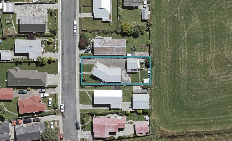 6 Crowther Crescent, Heidelberg, Invercargill - Carousel 1