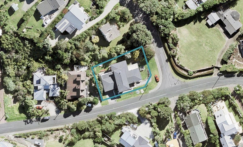 14 Cooper Road, Stanmore Bay, Whangaparaoa - Carousel 1