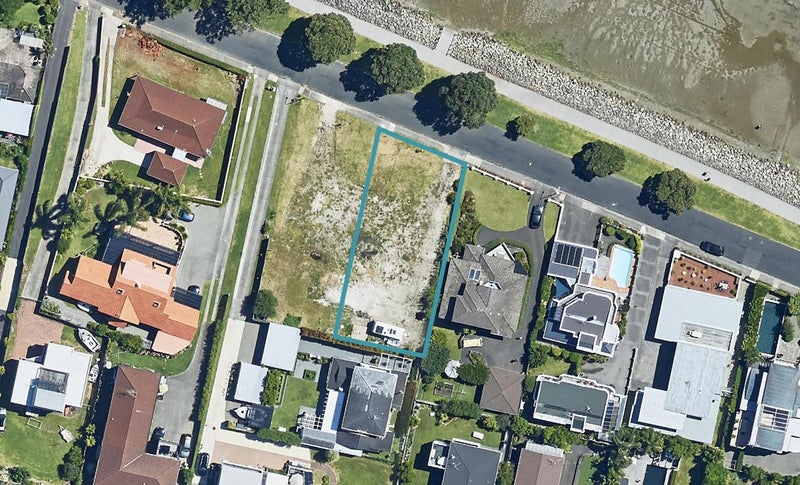 53 Beach Road, Otumoetai, Tauranga - Carousel 1