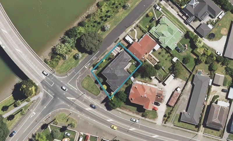 2 Rutene Road, Kaiti, Gisborne - Carousel 1