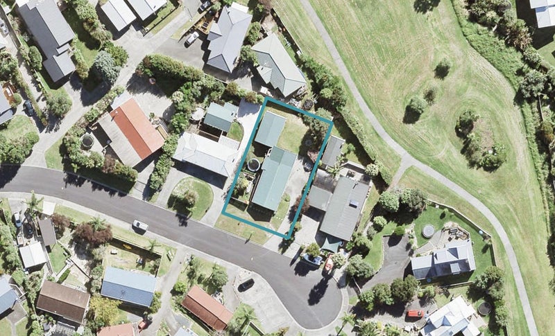33 Jean Place, Stanmore Bay, Whangaparaoa - Carousel 1