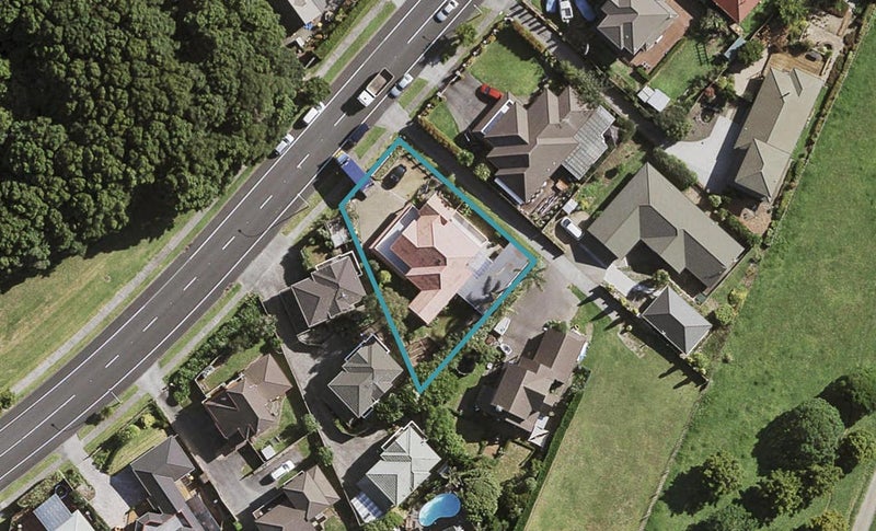 85 Eugenia Rise, Totara Heights, Auckland - Carousel 1