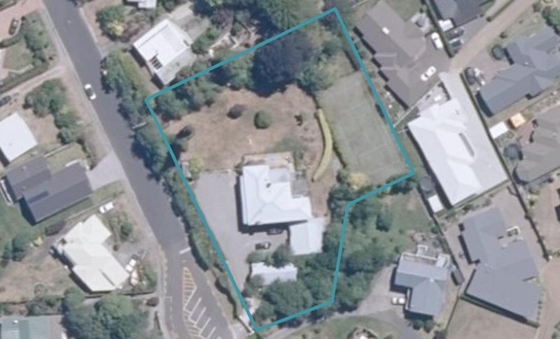 76 Ngamotu Road, Hilltop, Taupō - Carousel 1