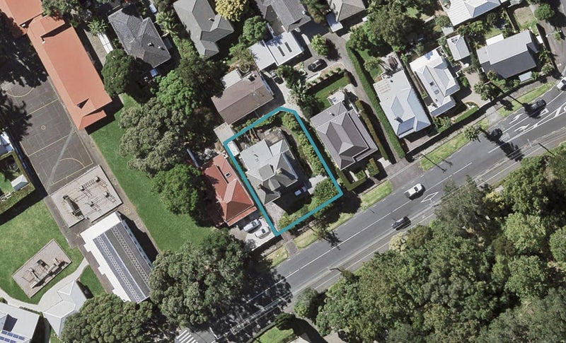 9 Albert Road, Devonport, Auckland - Carousel 1