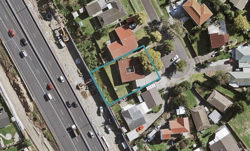 30 Balgowan Terrace, Conifer Grove, Takanini - Carousel 1