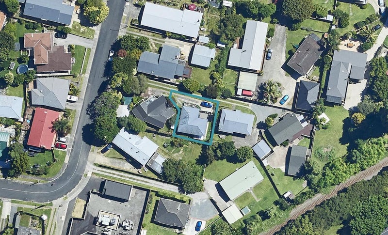 28 Meadowland Street, Matua, Tauranga - Carousel 1