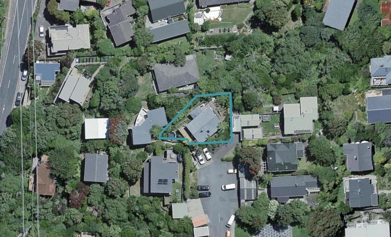 124 Creswick Terrace, Northland, Wellington - Carousel 1