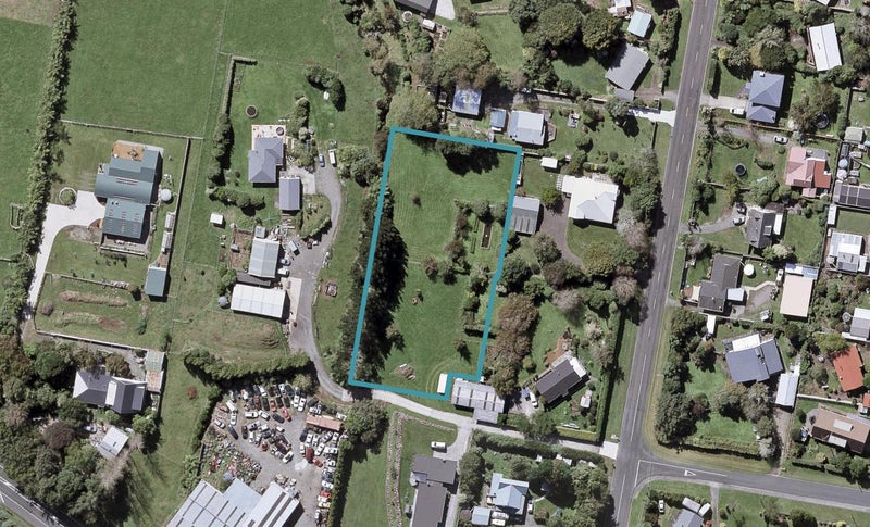 1268C Egmont Road, Egmont Village, New Plymouth - Carousel 1
