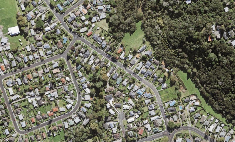 22 Lauderdale Road, Birkdale, Auckland - Carousel 1