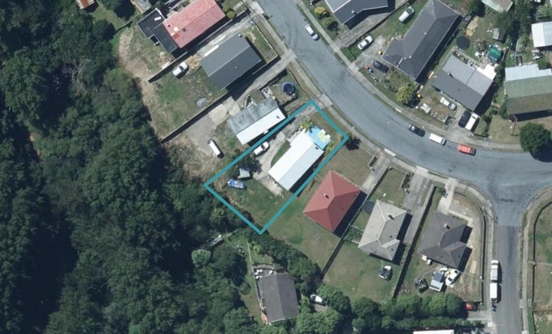 49 Kokiri Crescent, Waitangirua, Porirua - Carousel 1