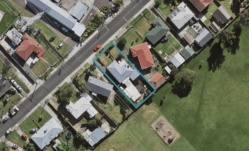 9 Edward Avenue, Otara, Auckland - Carousel 1