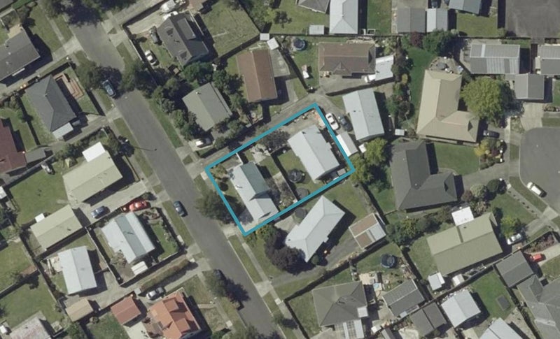 21 Suzanne Grove, Kelvin Grove, Palmerston North - Carousel 1