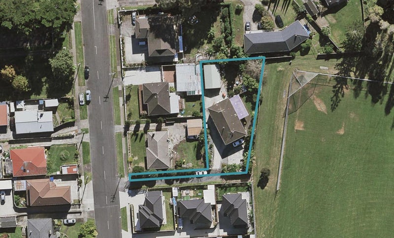 84 Hillside Road, Papatoetoe, Auckland - Carousel 1