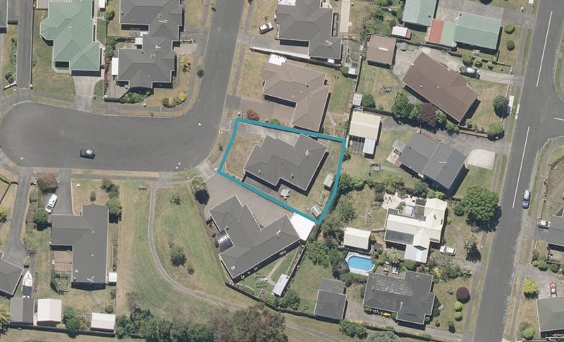 9 St Helens Place, Tawhero, Whanganui - Carousel 1