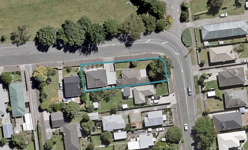 1/87 Pine Avenue, Ebdentown, Upper Hutt - Carousel 1