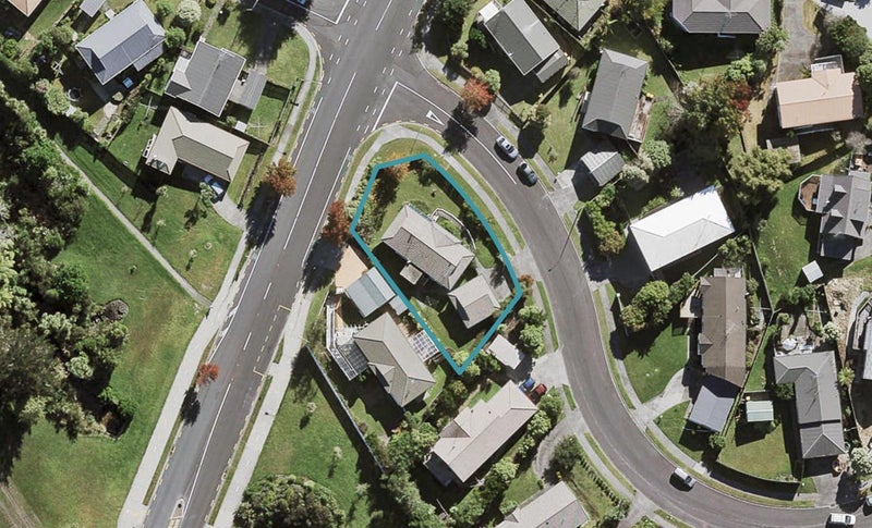 1 Mallard Place, Unsworth Heights, Auckland - Carousel 1