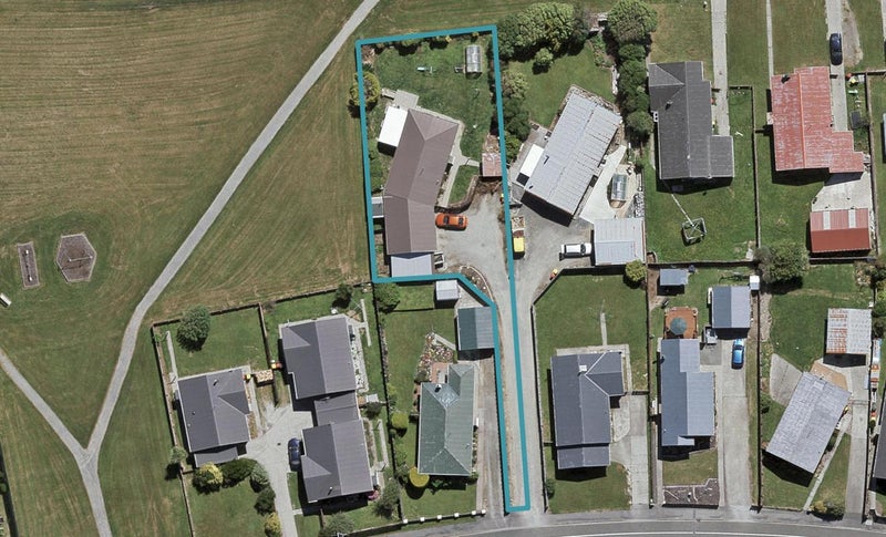 242 John Street, Heidelberg, Invercargill - Carousel 1