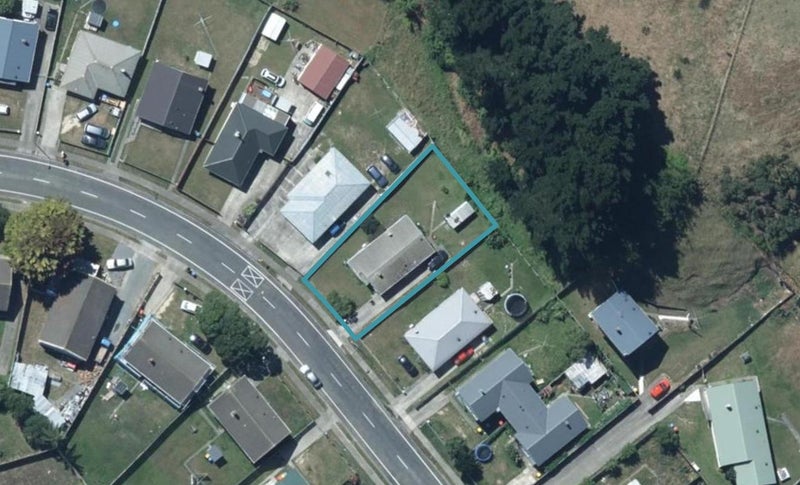 106 Corinna Street, Waitangirua, Porirua - Carousel 1