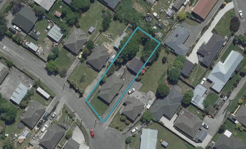 7 Virgil Place, Northcote, Christchurch - Carousel 1