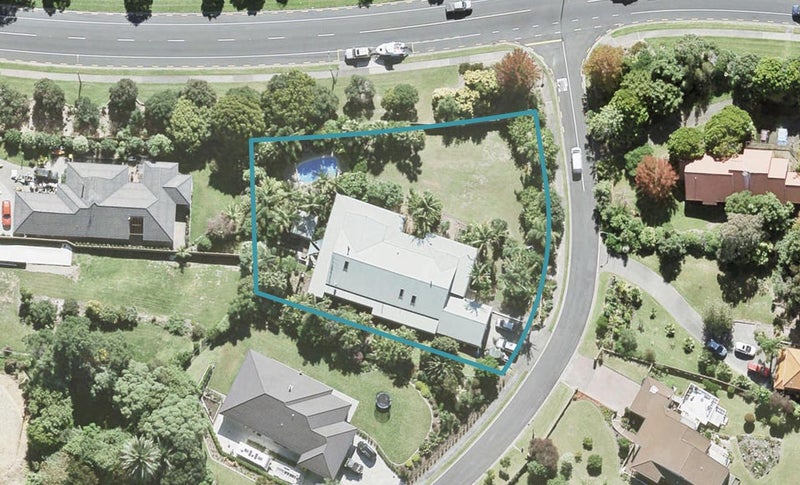 2 Binnacle Rise, Gulf Harbour, Whangaparaoa - Carousel 1