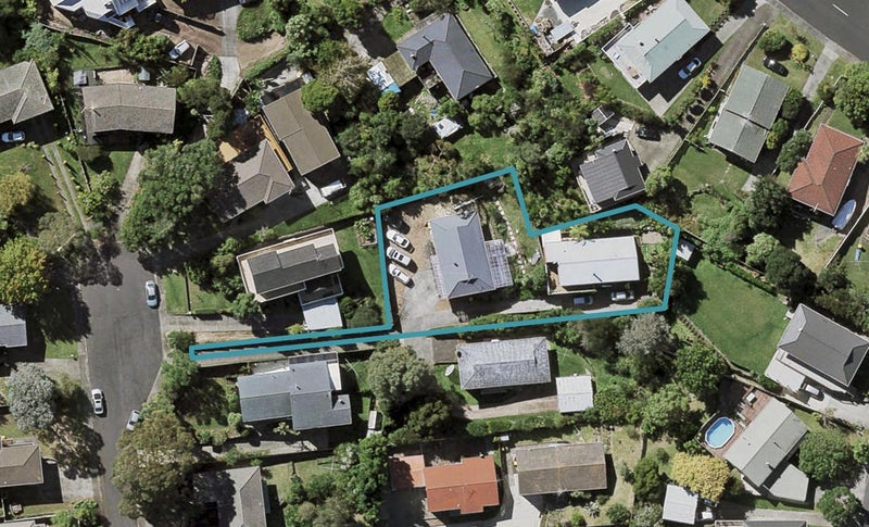 1/29 Kerria Place, Sunnynook, Auckland - Carousel 1
