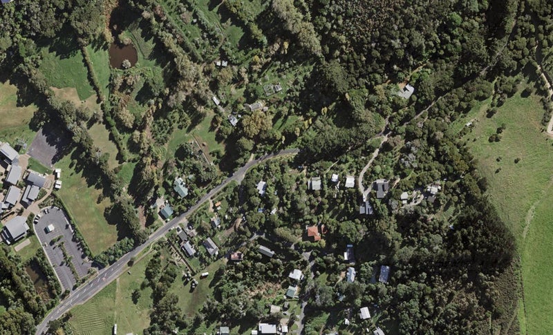 71 Sea View Road, Ostend, Waiheke Island - Carousel 1