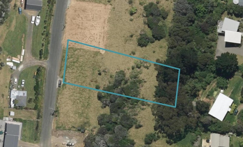 38 Pacific Bay Road, Whangarei - Carousel 1